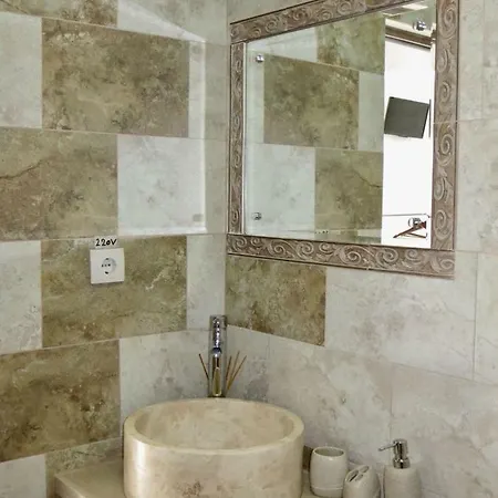 דירה Beta Center